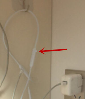 Beats X耳机进行充电的步骤讲解