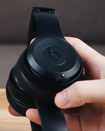 beats solo 3 wireless进行重置的方法介绍