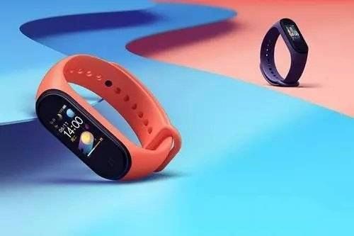 小米手环6怎么充电?小米手环6进行充电的方法