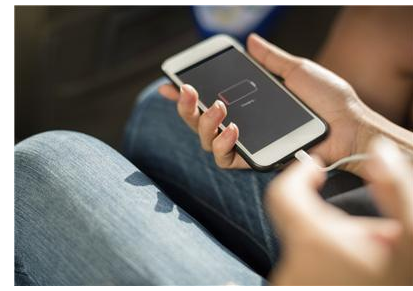 今天分享手机充电时这些行为不可取。