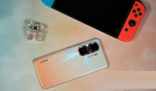 荣耀60Pro和hinova9Pro有什么不同?荣耀60Pro和hinova9Pro对比介绍