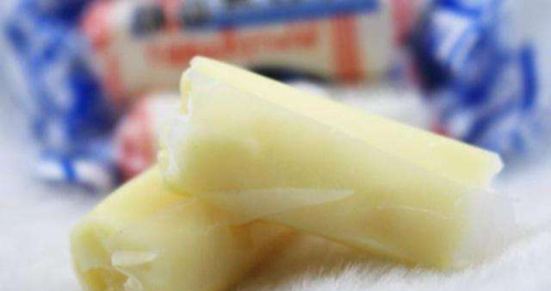 奶糖外面通常包裹着一层透明的薄纸，猜一猜它是什么做的?支付宝蚂蚁庄园6月2日答案