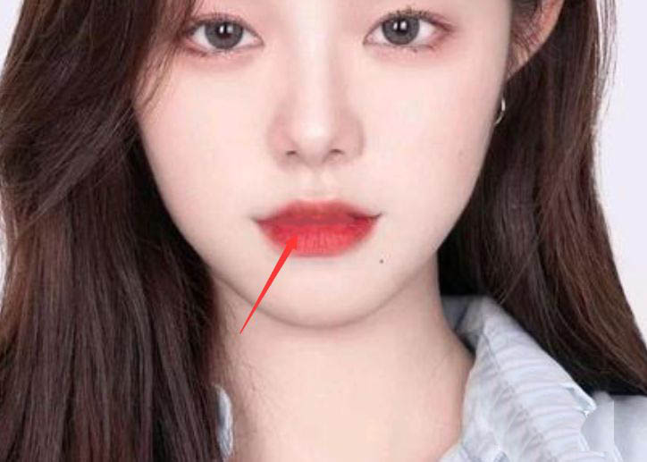 ps怎么使张开的嘴巴闭合?ps使张开的嘴巴闭合的方法