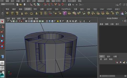 maya软件将多边形缺失补上的操作过程
