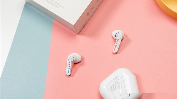 黑鲨凤鸣无线蓝牙耳机外观怎么样?黑鲨凤鸣无线蓝牙耳机外观介绍