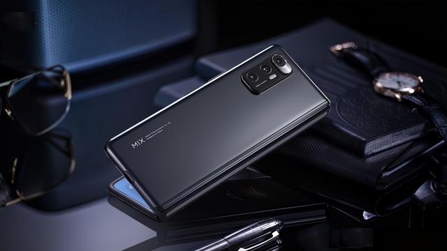 小米MIXFOLD屏幕是哪家制造商呢?小米MIXFOLD屏幕制造商介绍