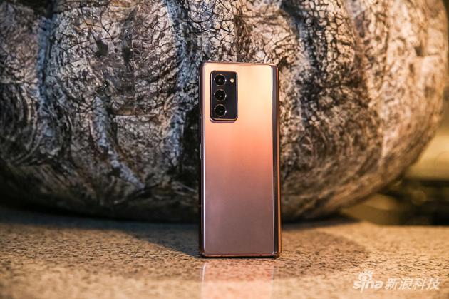 三星Galaxy Z Fold2 5G迷雾金
