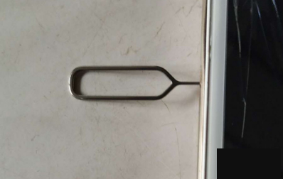 红米k30s怎么装卡 红米k30s装SIM卡的方法