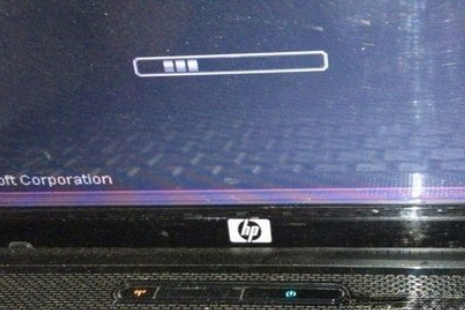 笔记本闪屏门都有哪些故障现象?