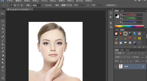 Photoshop将人像眼睛放大的操作步骤