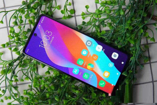 摩托罗拉edgeS30是屏幕指纹解锁吗?摩托罗拉edgeS30解锁方式一览