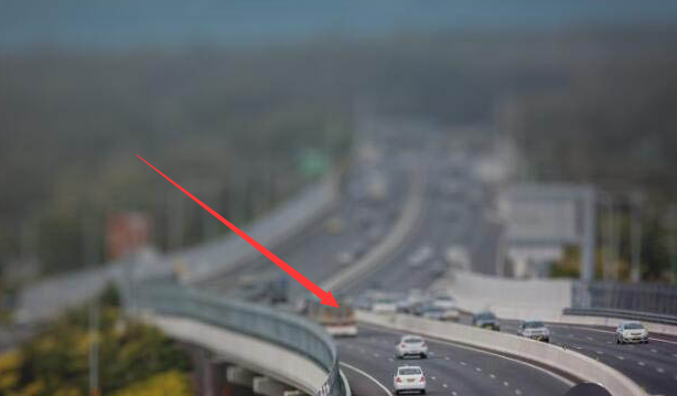 ps2022深度模糊滤镜怎么用？ps2022图片添加模糊雾化效果步骤介绍