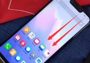 华为麦芒8截屏的操作方法