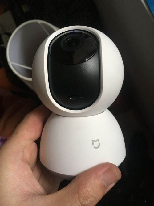 小米摄像机云台版如何插入内存卡?小米智能摄像机云台版插内存卡教程