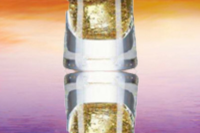 PS制作杯子倒影的具体介绍