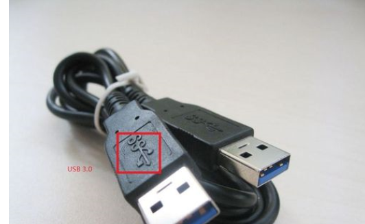 USB 3.0驱动 和USB 2.0插口区别对比教程