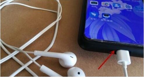 华为nova8耳机插孔在哪 华为nova8有耳机插孔吗