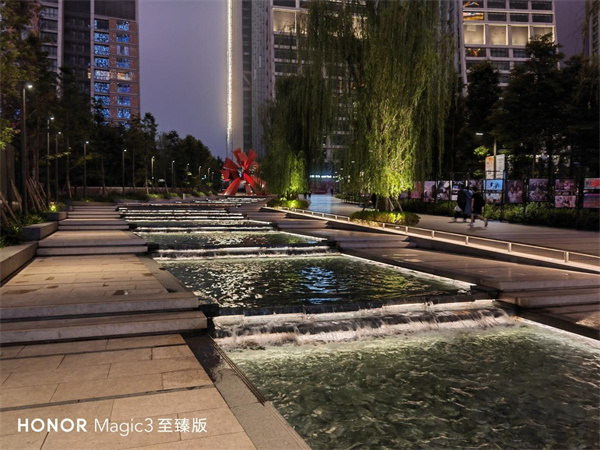 荣耀magic3至臻版主摄拍照效果怎么样?荣耀magic3至臻版主摄拍照测评