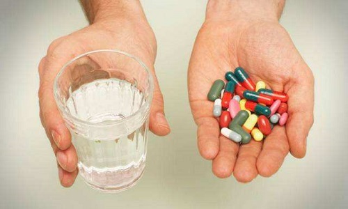 很多人习惯吃药时仰头咽下,这种做法?支付宝蚂蚁庄园9月1日答案