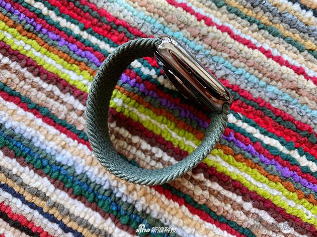 今年的石墨色不锈钢